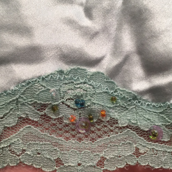 NWOT Silk Tank with Lace & Beading Trim Going Out Top - Picture 2 of 4